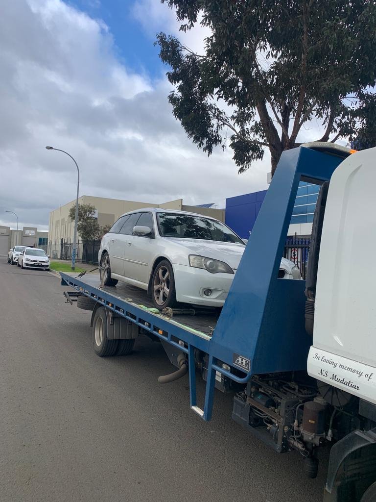 Car Removal - Subaru Liberty 2004 - Mickleham