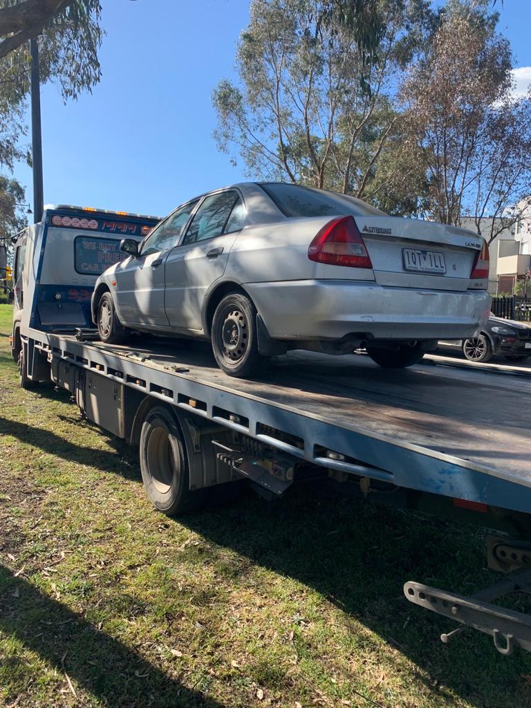 Unwanted 1998 Mitsubishi Lancer car removed from Craigieburn VIC 3064.