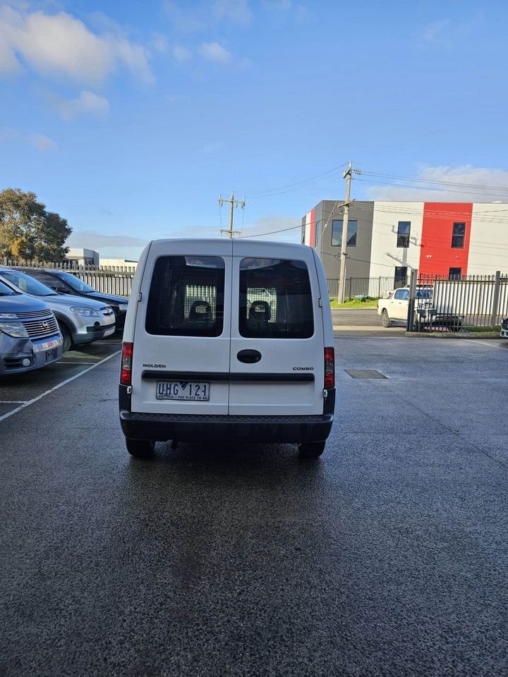 Car For Sale - 2006 Holden Combo