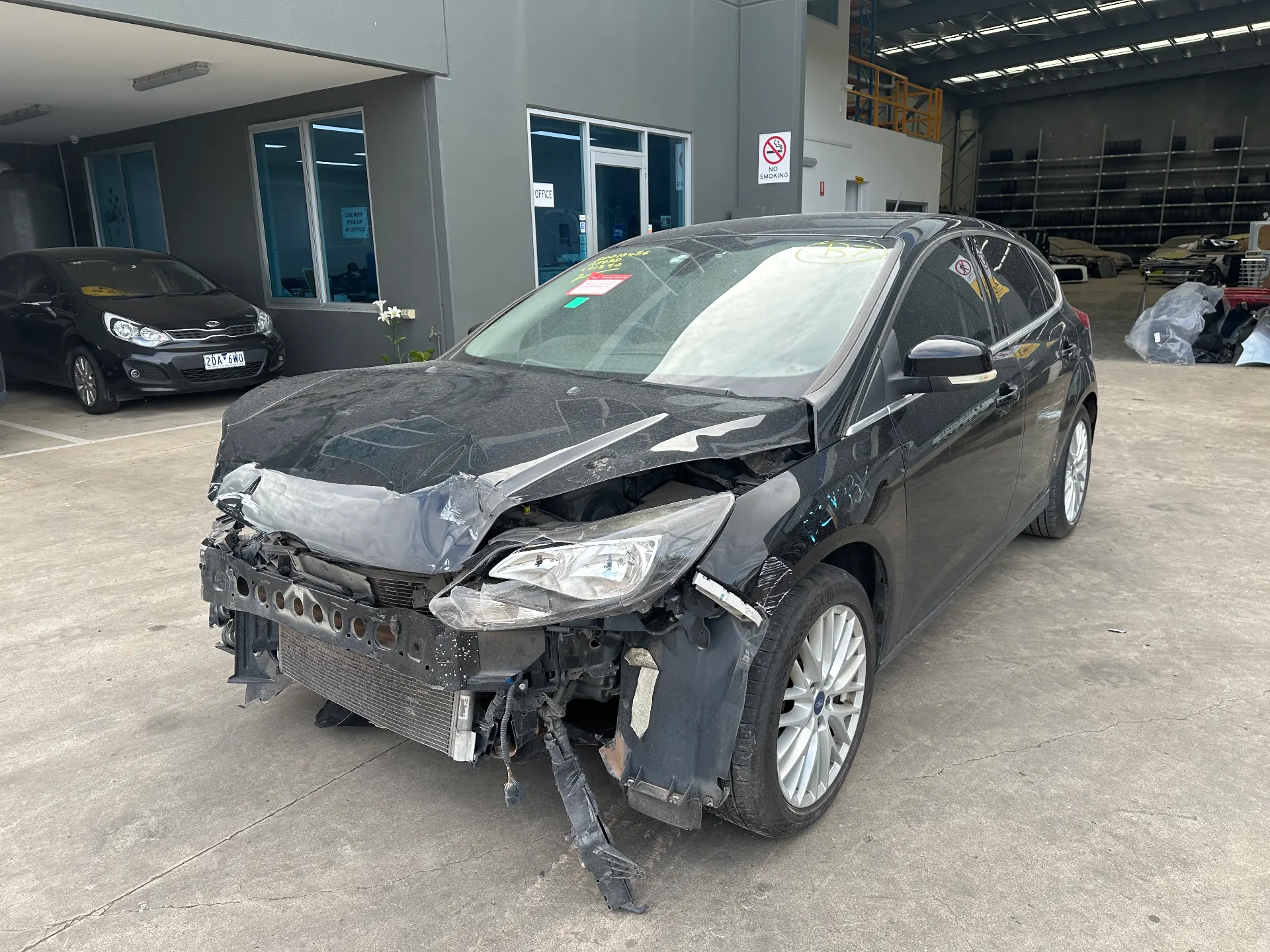Ford Focus 2011 Black Auto Petrol