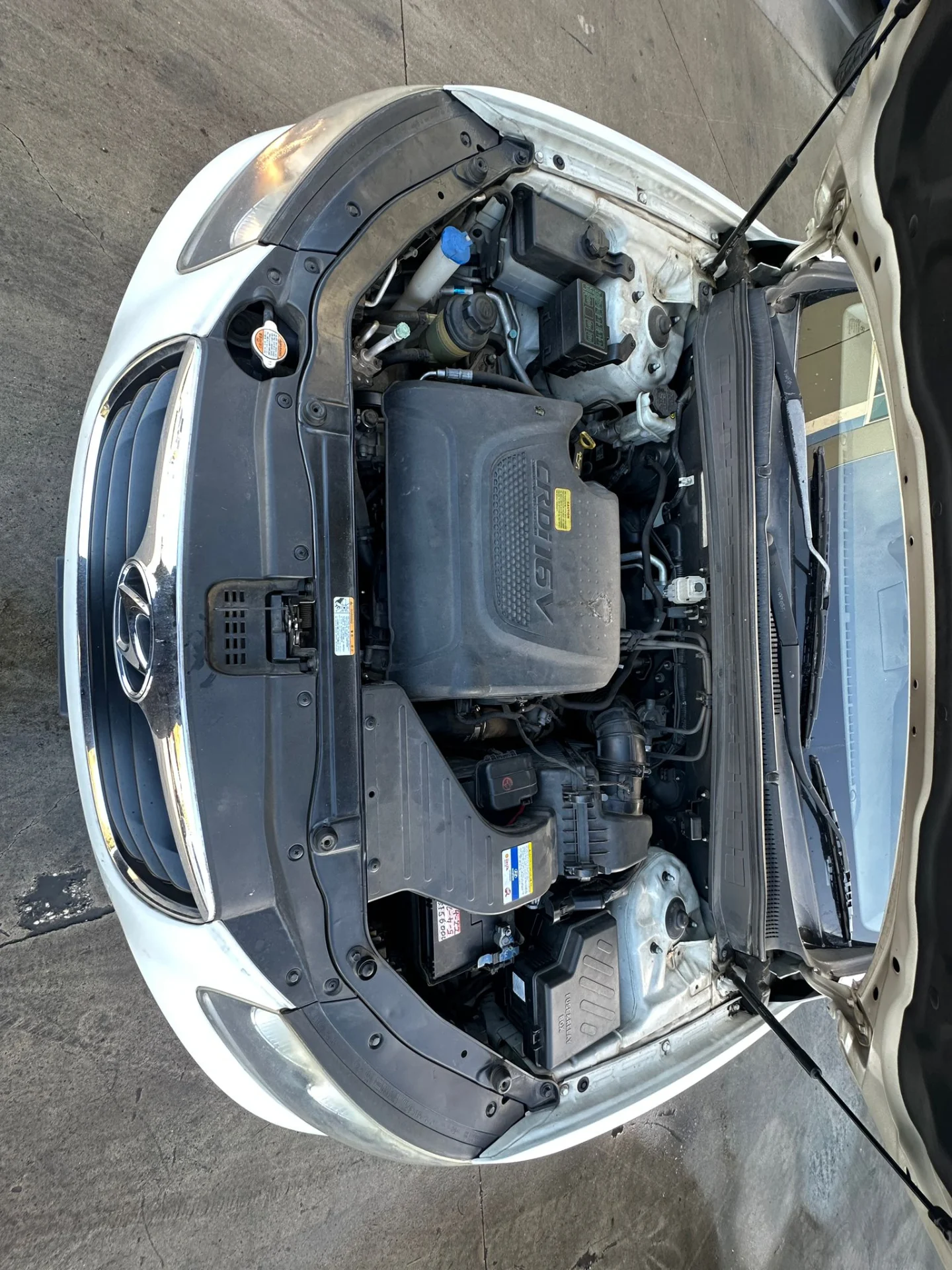 Hyundai Santa Fe 2011 White Auto Diesel