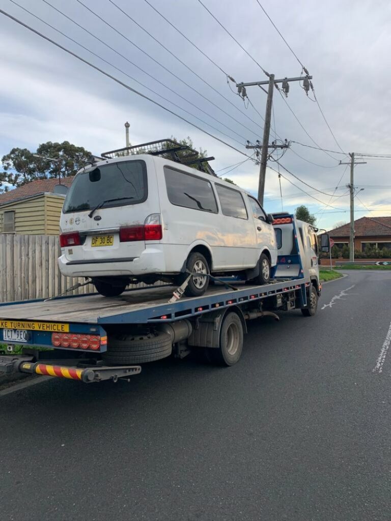 kia-pregio-2004-pascoe vale-7