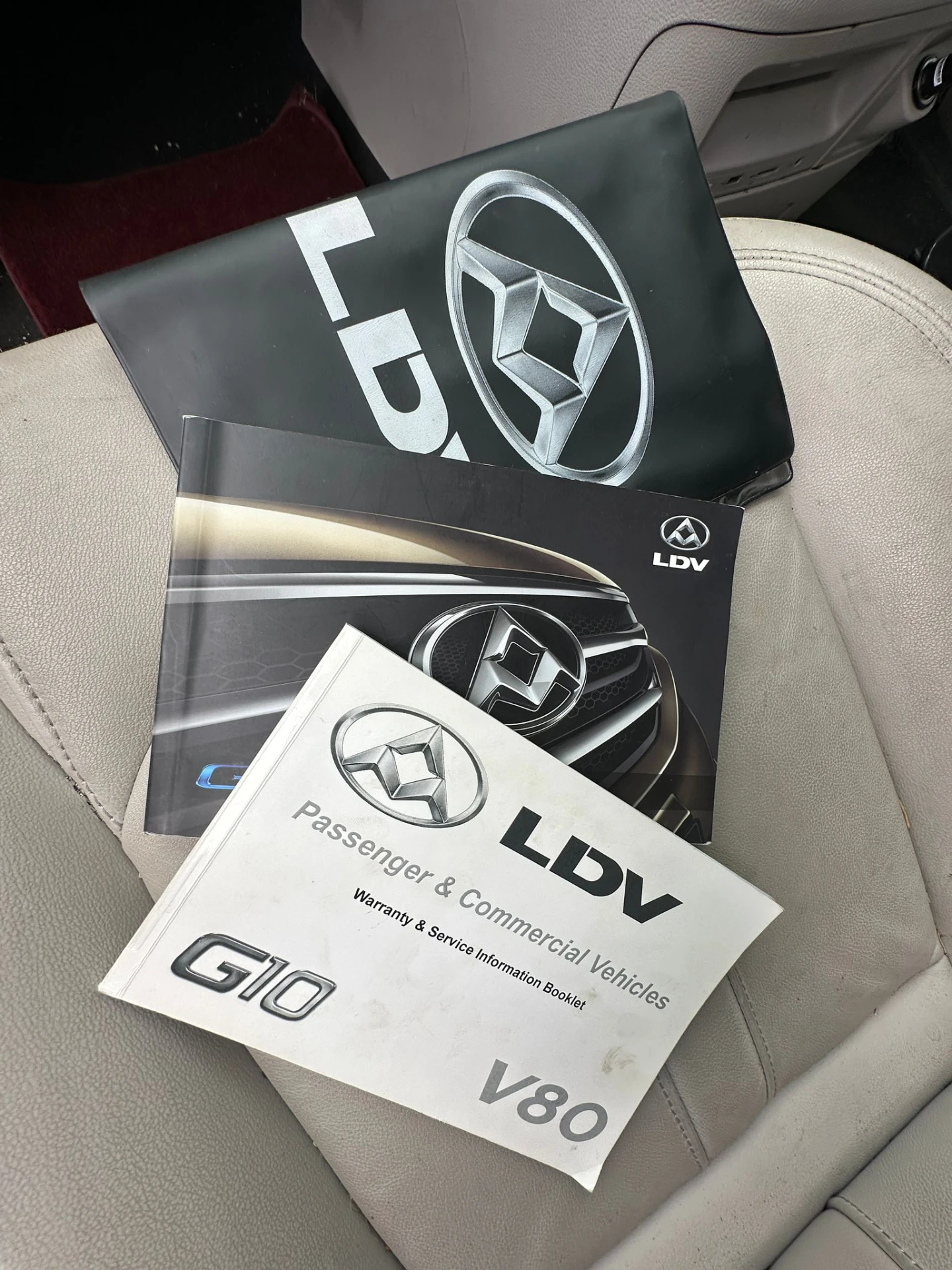 LDV G10 2016 Silver Auto Petrol