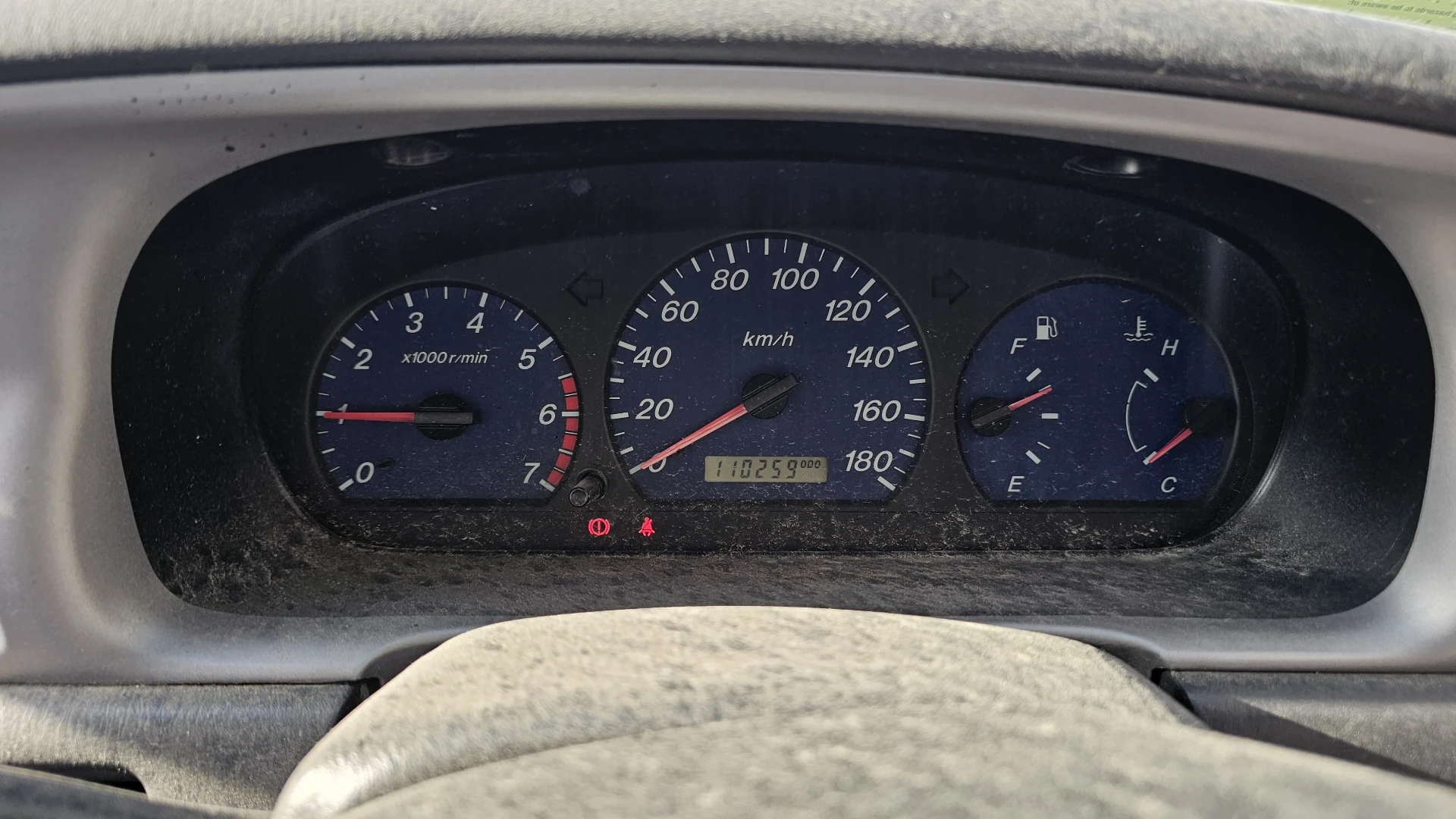 Mazda B2600 2003 White Manual Petrol