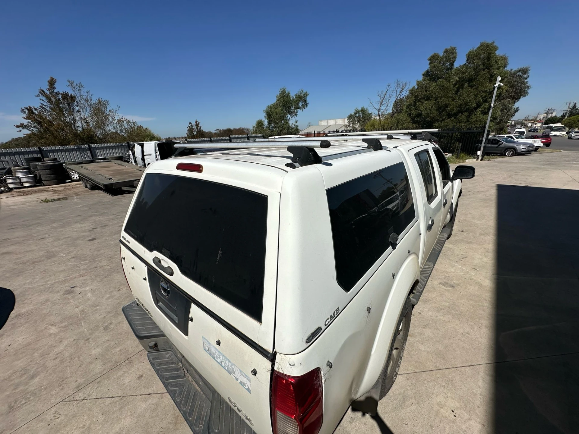 Nissan Navara 2007 White Auto White