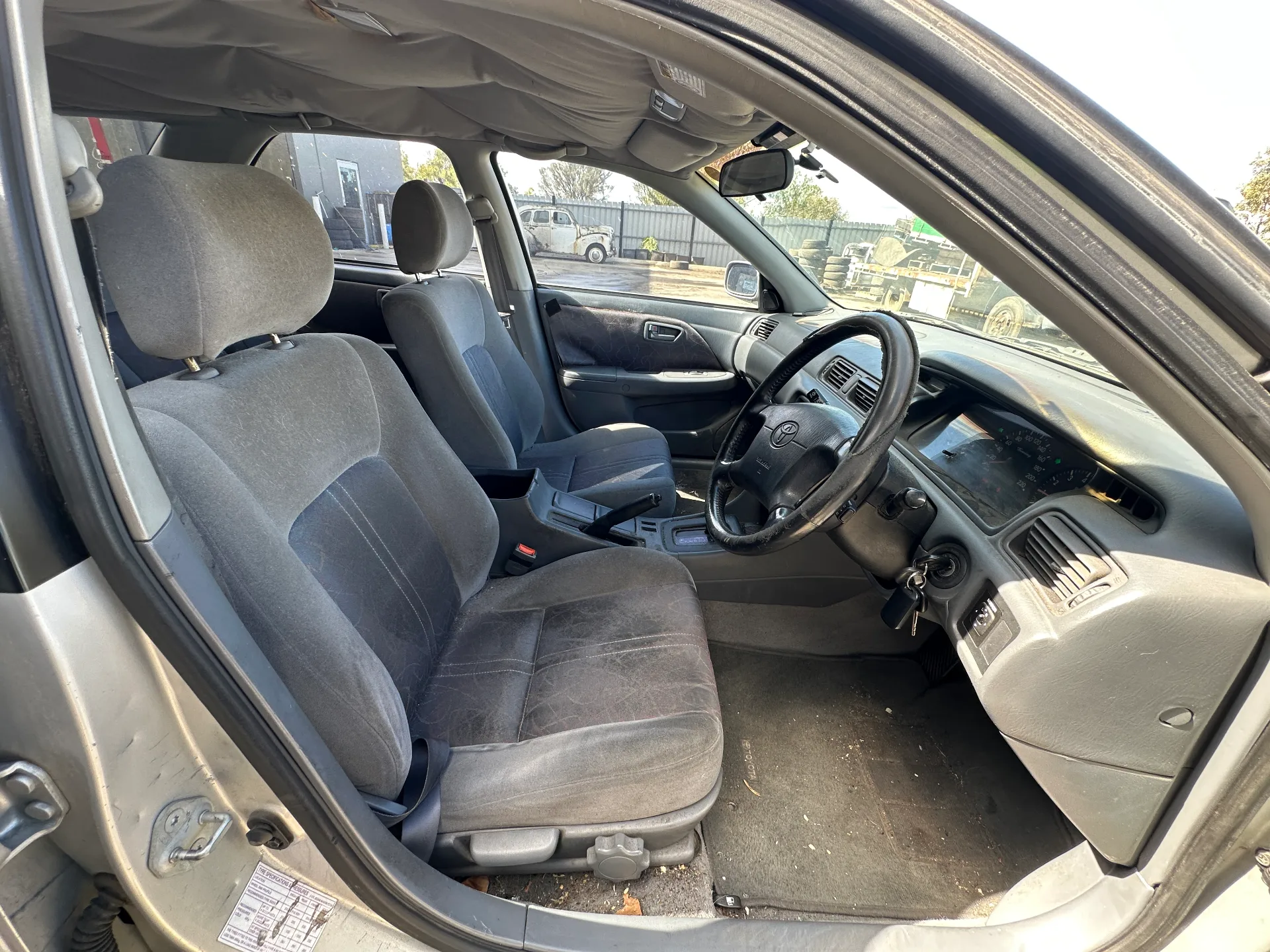 Toyota Camry 2001 Silver Auto Petrol