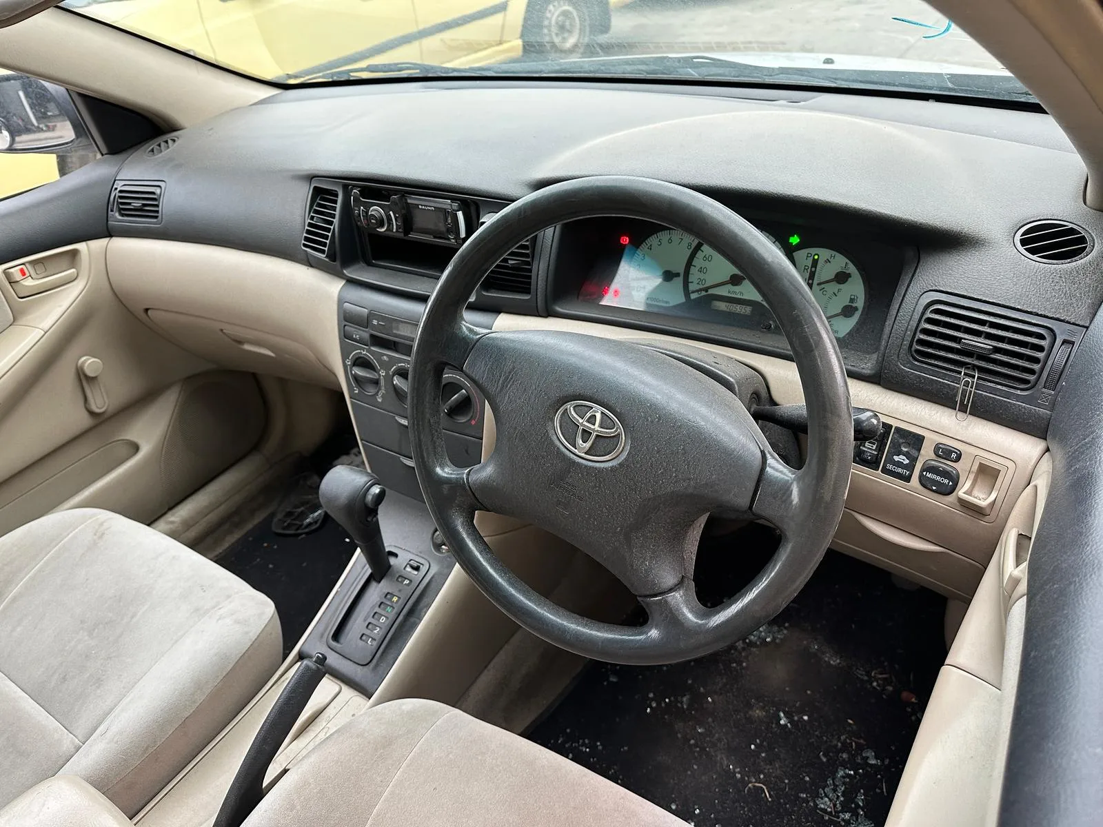 Toyota Corolla 2002 White Auto Petrol